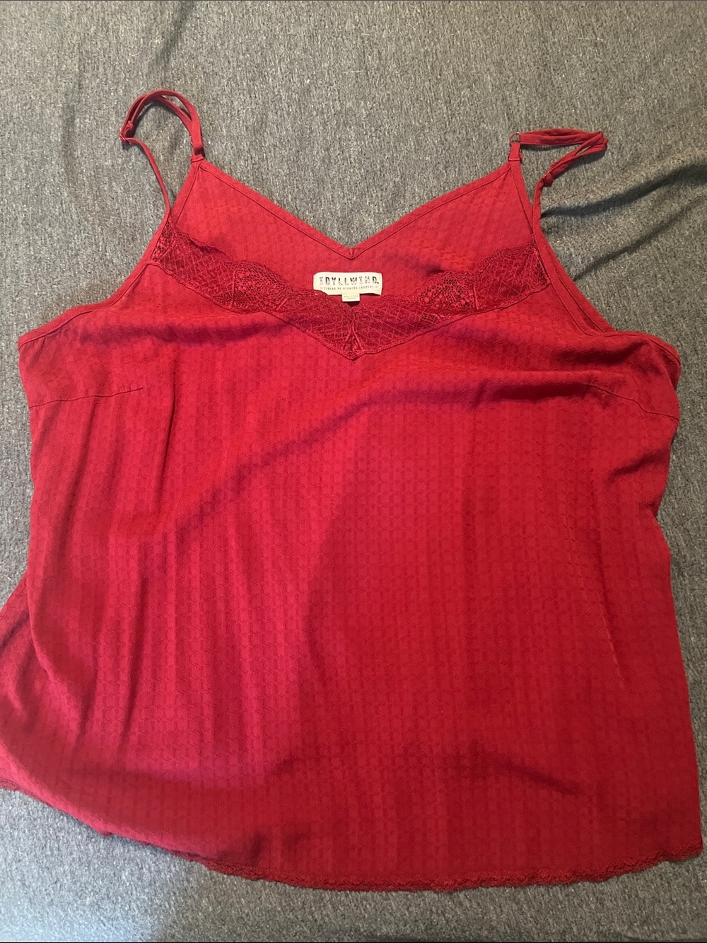 Idyllwind Lace-Trim V-Neck Camisole